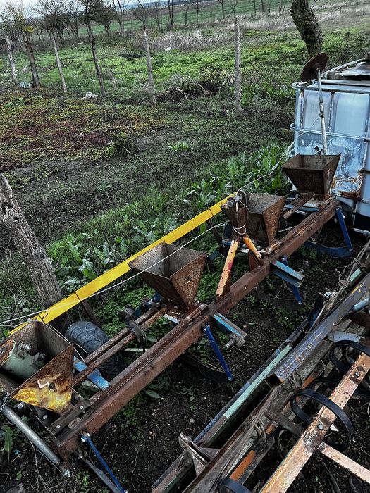 Vand semanatoare mecanica