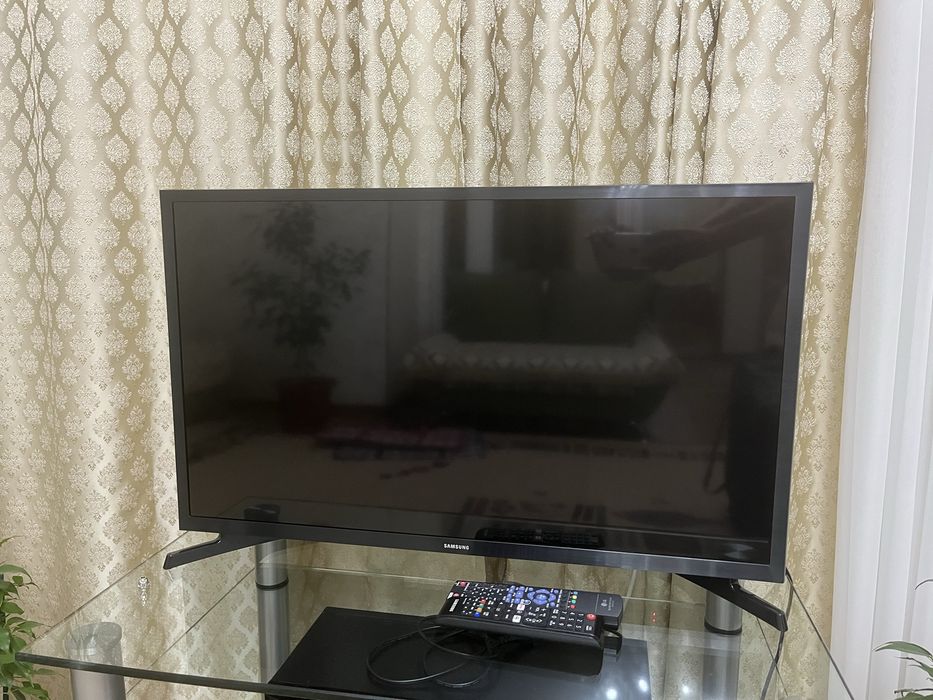 Продам телевизор марки Samsung