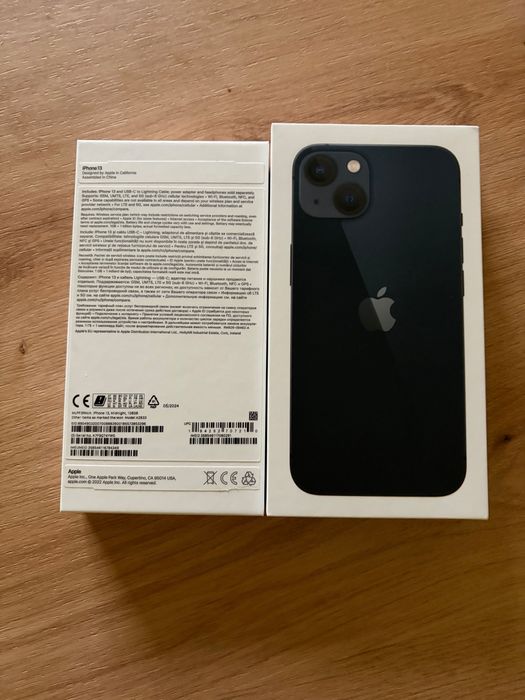 iPhone 13, 128GB с гаранция.