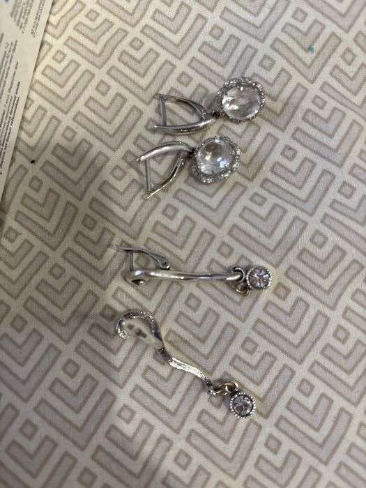 Продам серьги серебрянные