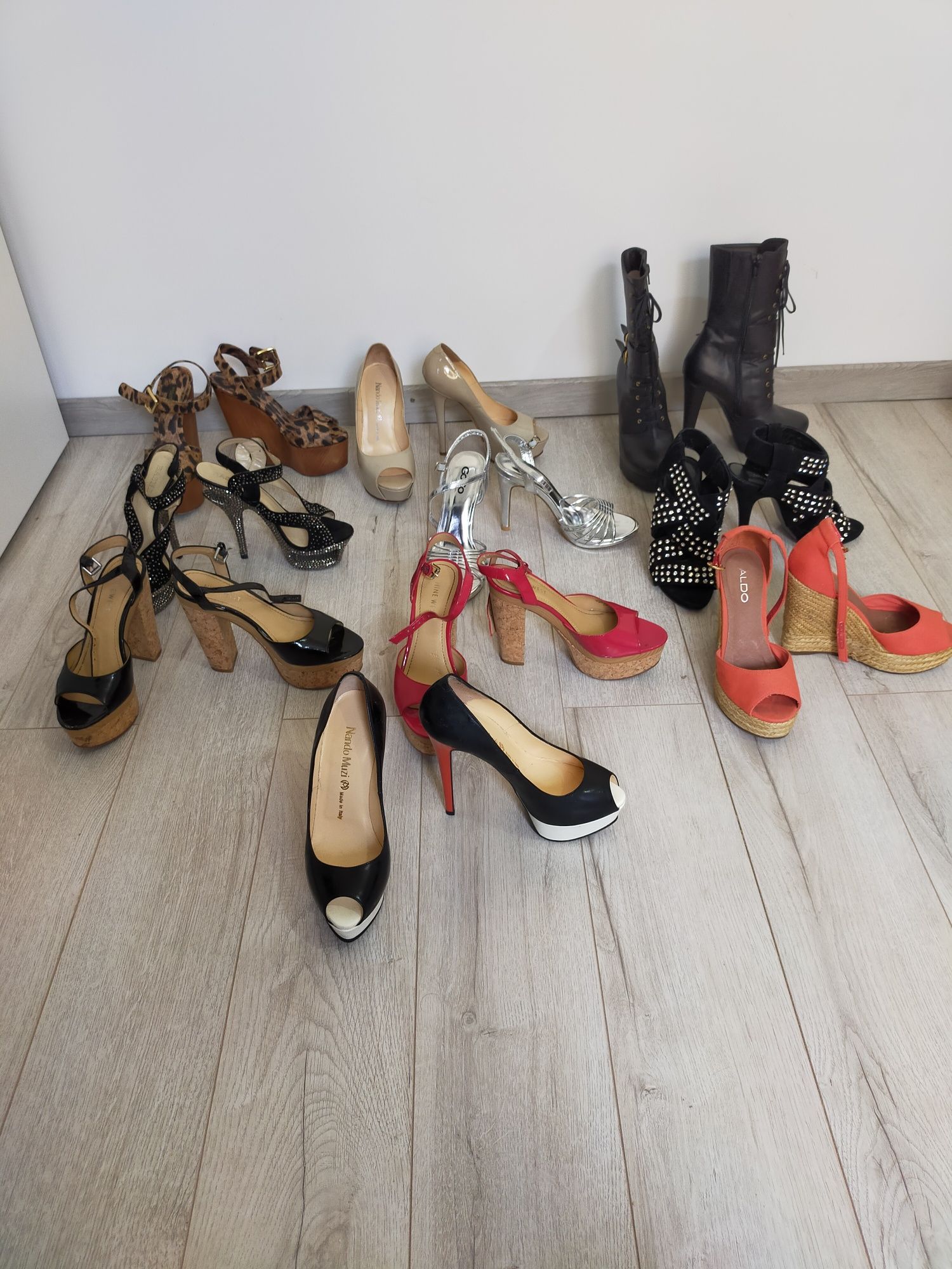 Pantofi dama diverse modele !