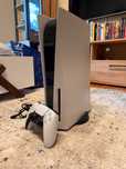 Consola PlayStation 5 (PS5) Disc Edition + Controller PS5 Alb + Jocuri