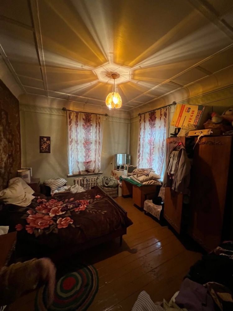 Срочно продаётся участок 4 сотки,4 комнаты.Яшнабадский р-н.Ул.Махзуны.