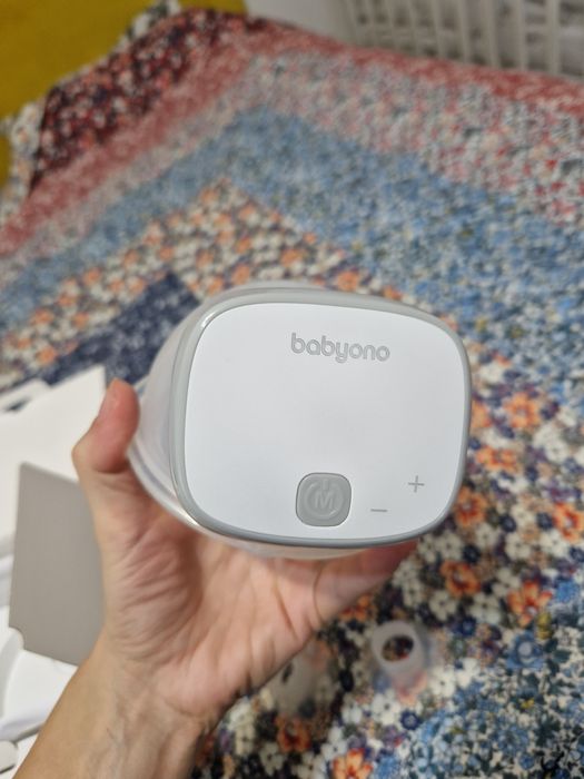 Pompă de sân electrică hands-free Babyono Shelly si tampoane de sani