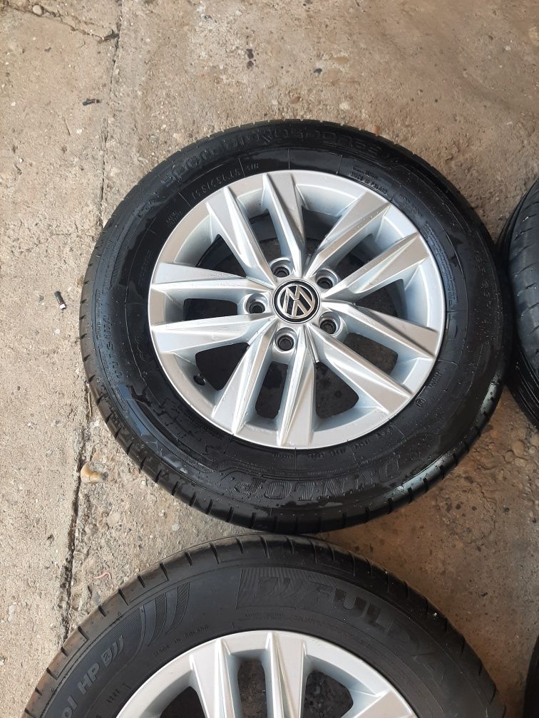 Jante aliaj cu anvelope vara 5 × 112 R 15