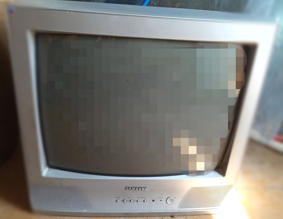Продам телевизор