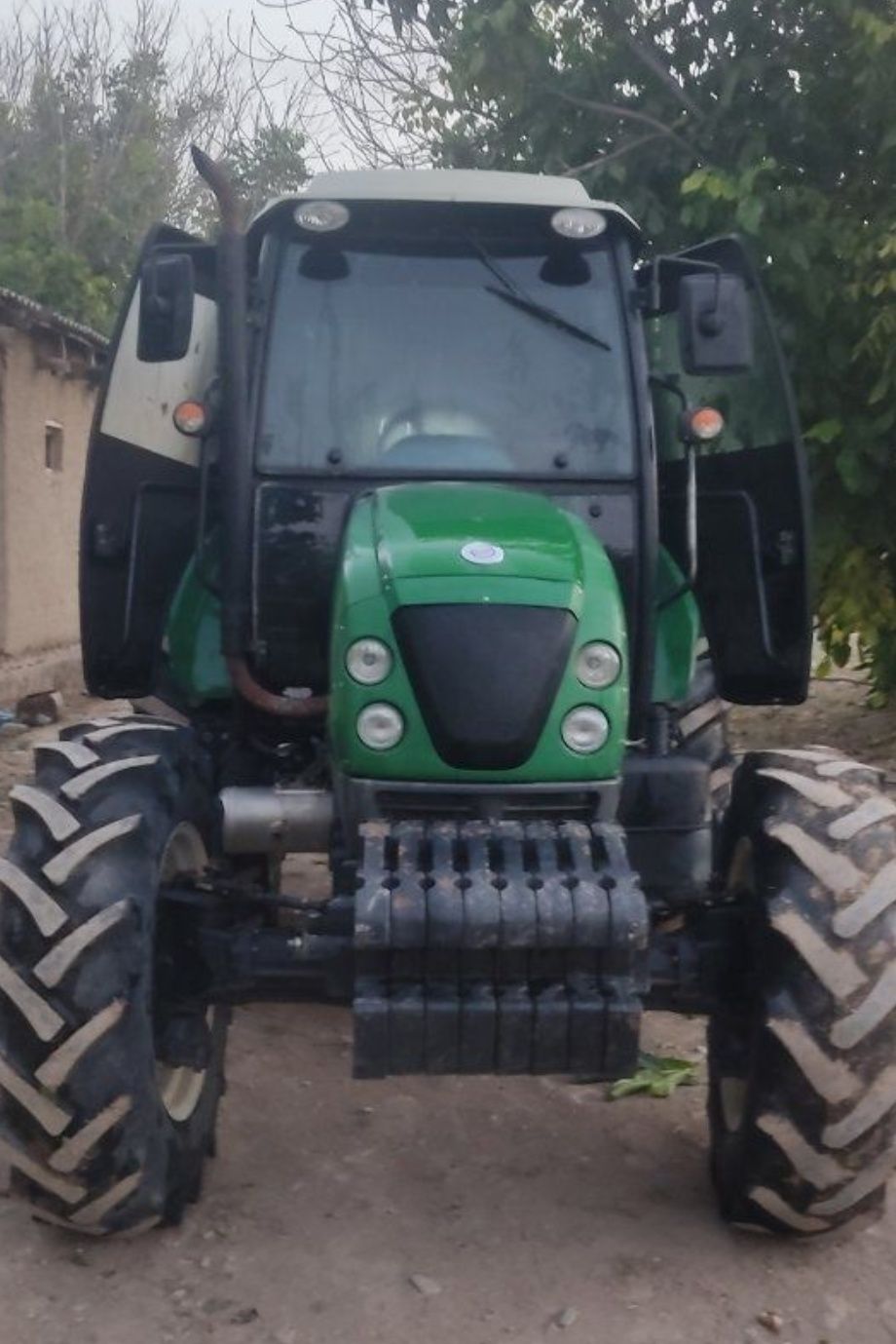 Ls plus 100 traktor sotiladi naxadu ishga tayor