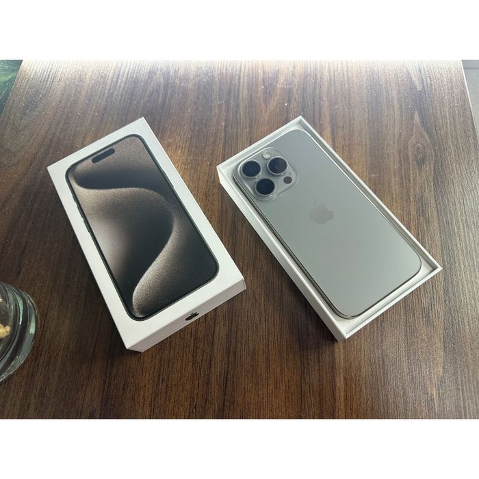 Iphone 15 pro идеальном состоянии