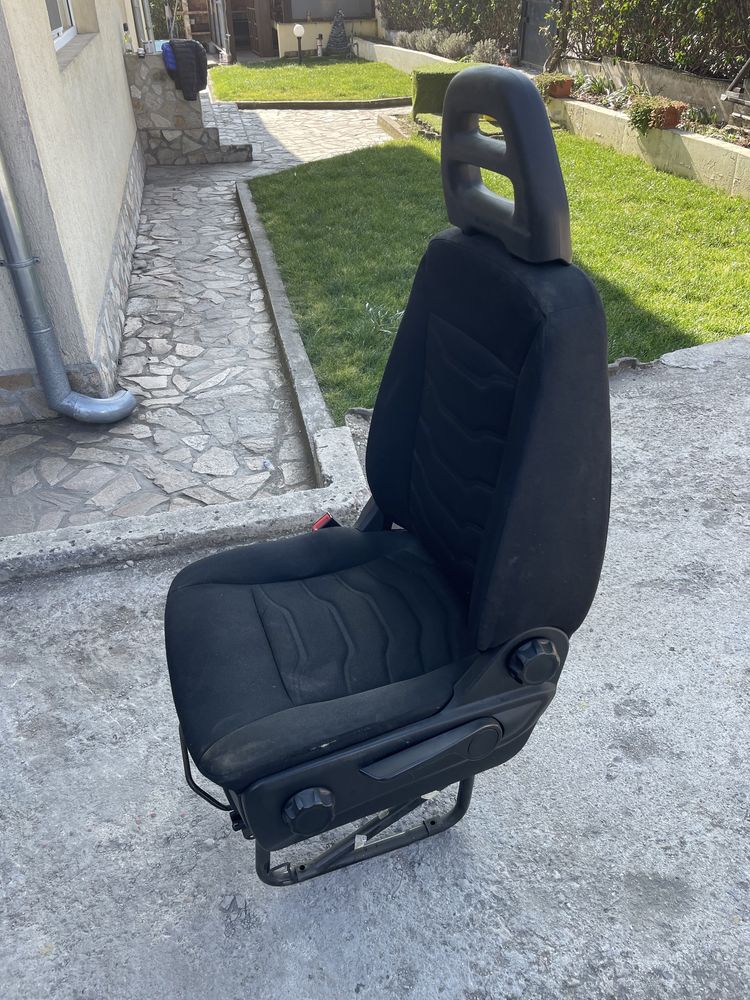 Седалка Iveco daily
