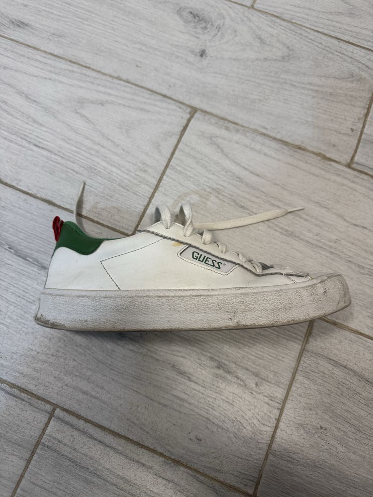 Мъжки обувки Guess