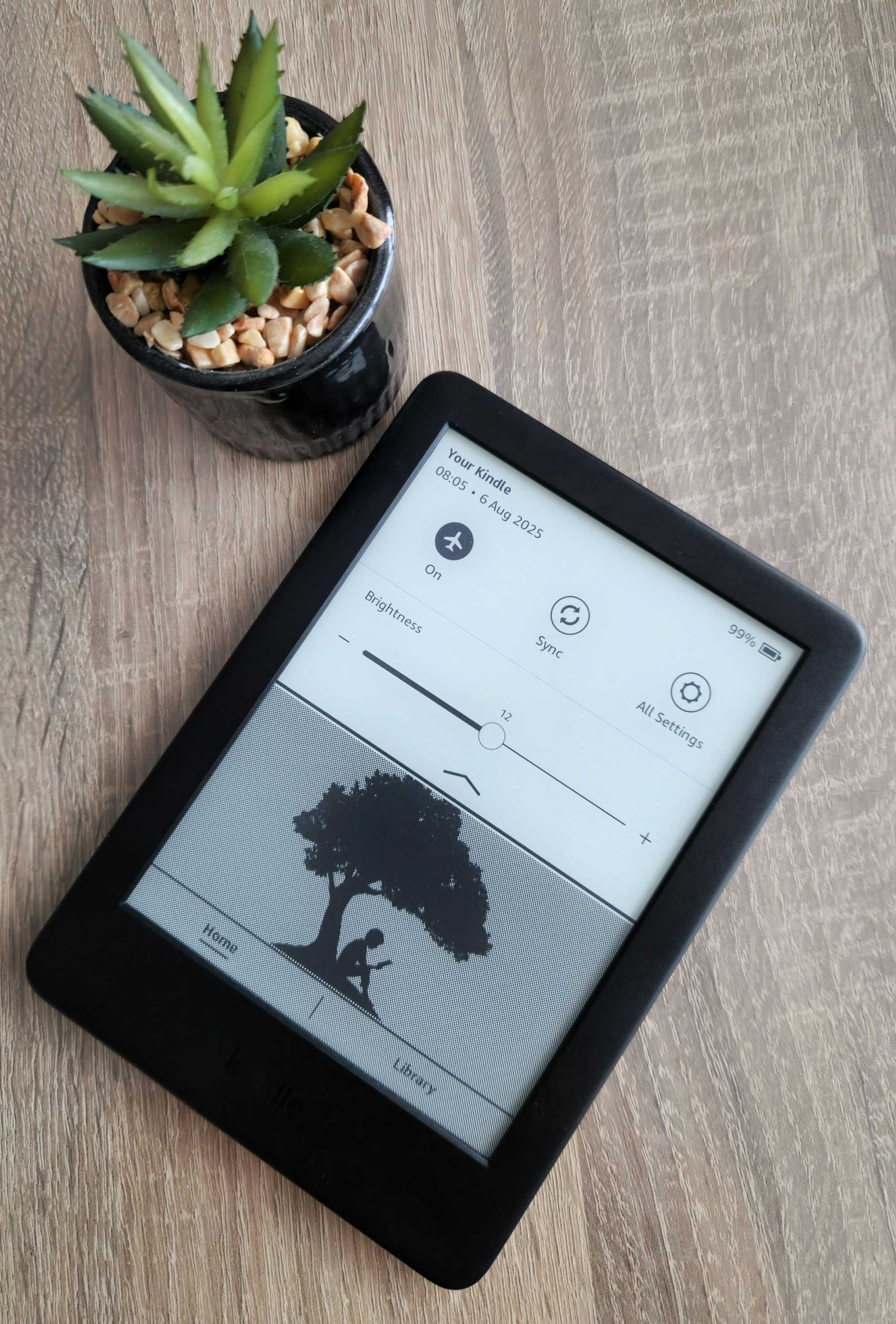 БЕЗПЛАТНА ДОСТАВКА Kindle 10th generation електронен четец с подсветка