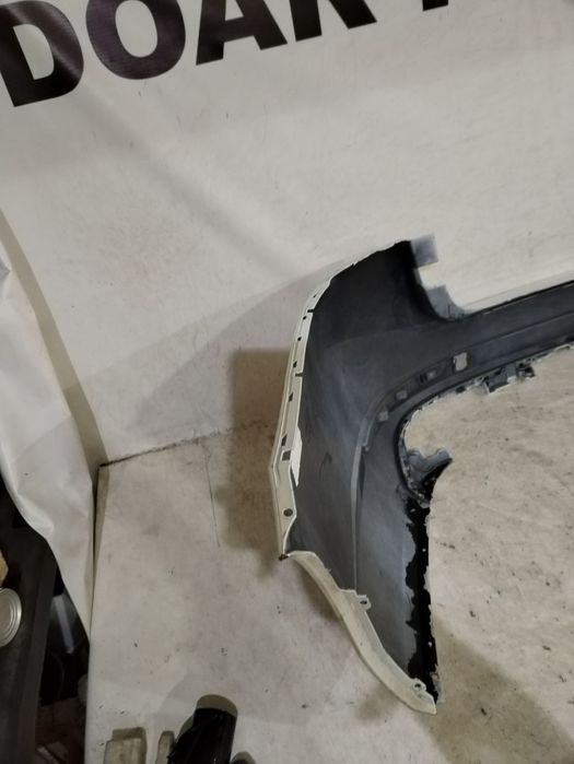 Bara spate Skoda Superb 3, kombi, break, cod de origine OE 3V9807421, 2015, 2016, 2017, 2018, 2019, 2020, 2021, 2022, 2023, 2024.