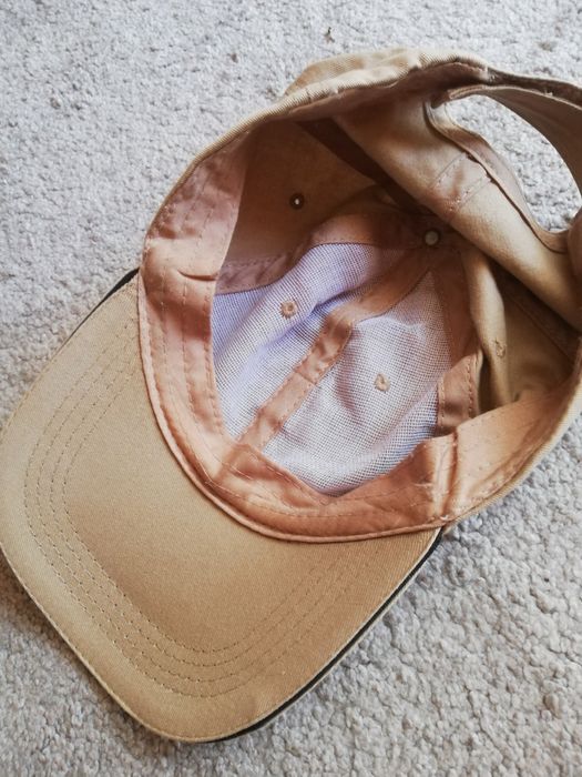 Vând șapcă Bej Black Style NYC