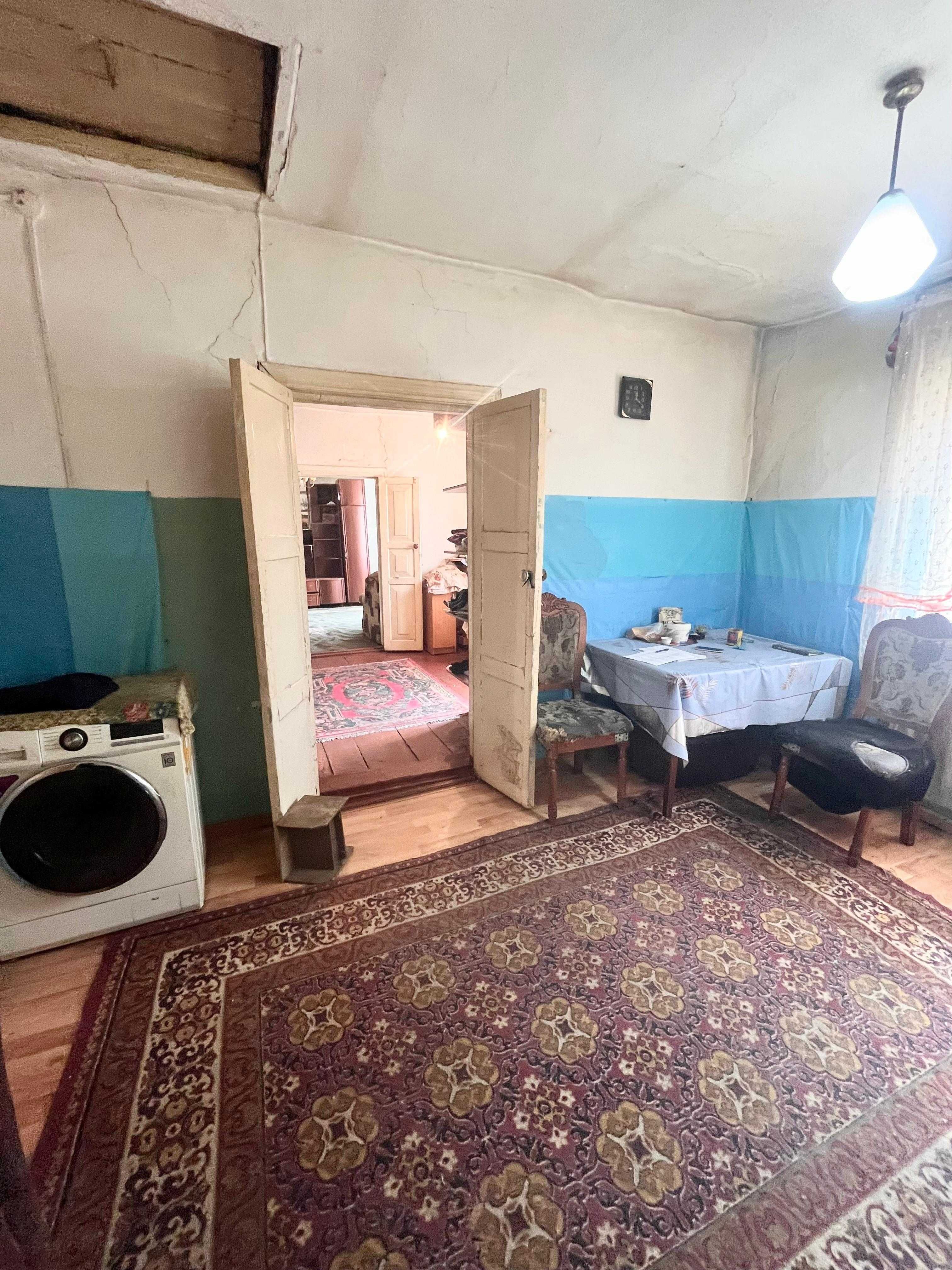 Продается 5ти комнатный кирпичный дом с центральным отоплением
