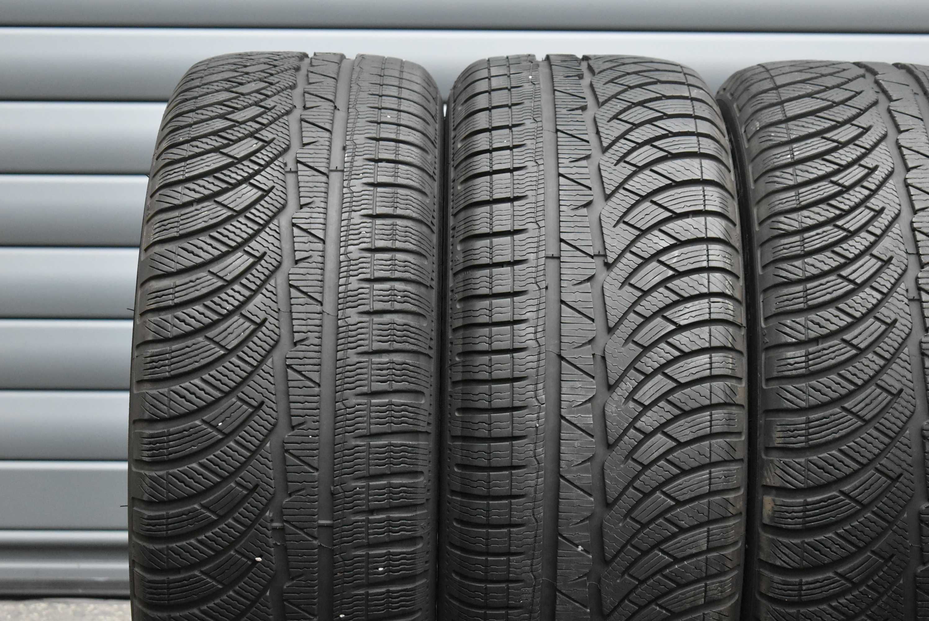 245/45/18 Michelin