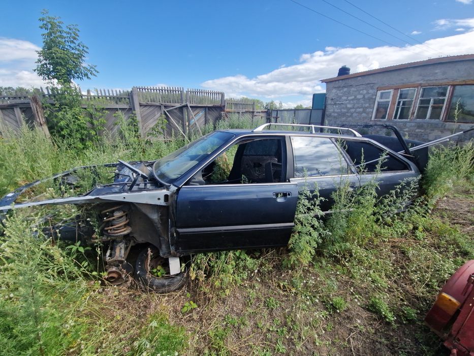 Audi 100 c3 Ауди 100 с3 щука селедка сигара универсал по запчастям.
