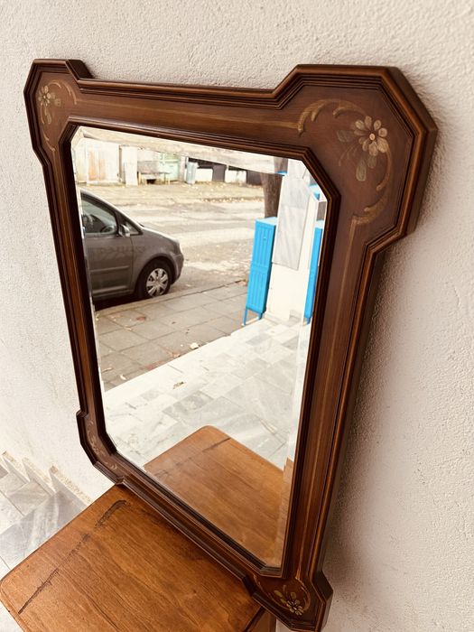 Винтидж италианско огледало с ръчно рисувани мотиви от 80-те