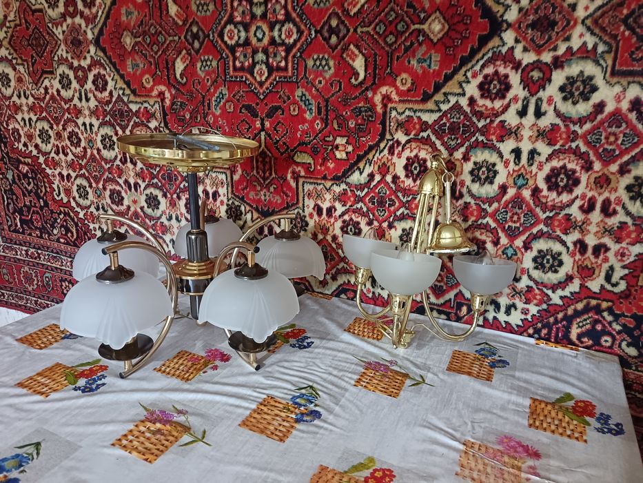 Люстры красивые разные.