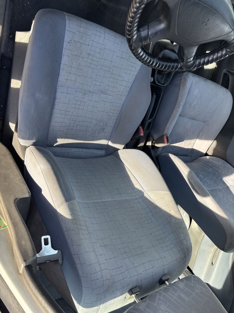 Mitsubishi Space Star  На части Мицубиши Спейс