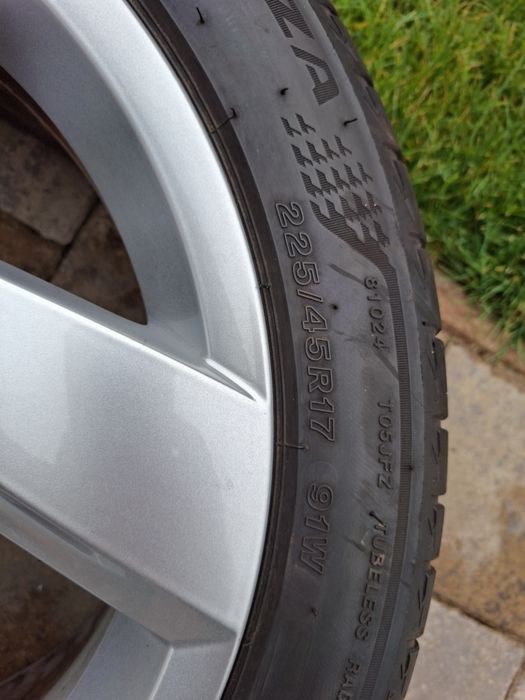 Roti  originale gama Vw, Golf, Passat, etc. 225/45/17