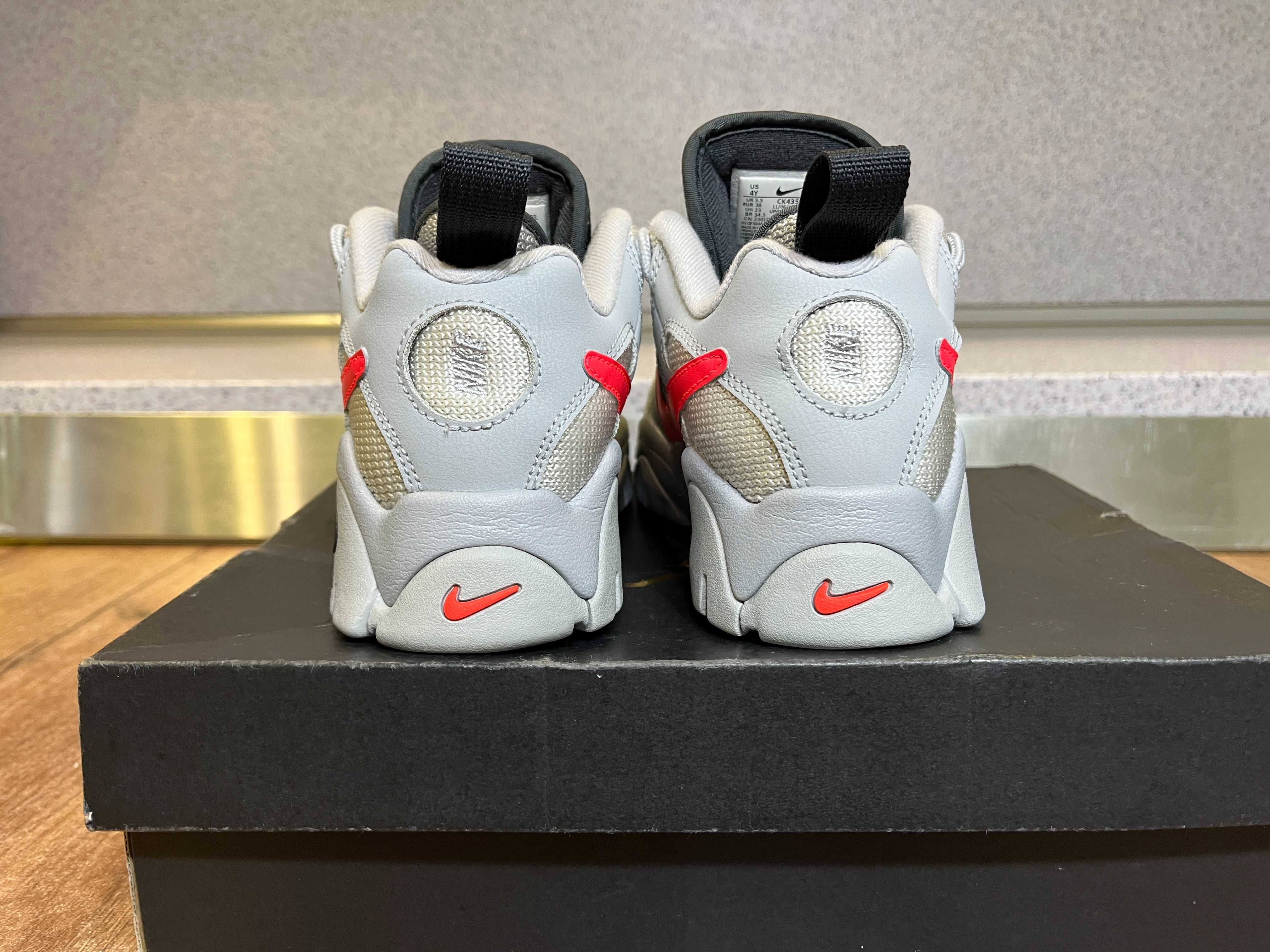 ОРИГИНАЛНИ *** Nike Air Barrage Low 'Heather Crimson