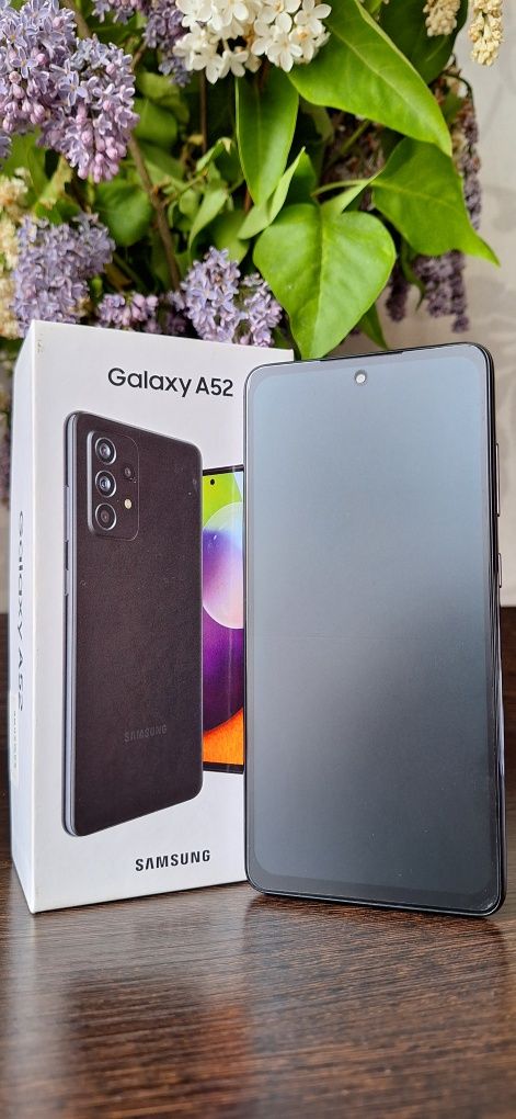 Телефон  Samsung  A52