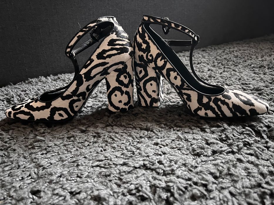 Calvin Klein луксозни дамски обувки