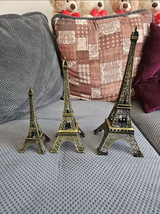 Machete metalice turn Eiffel 32,25,18 cm înălțime noi