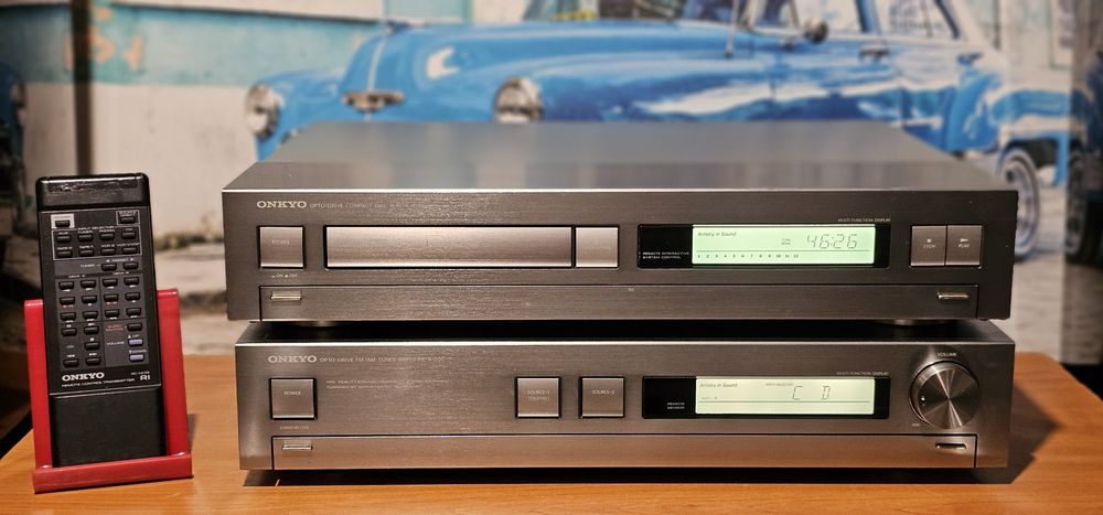 Amplificator statie amplituner receiver Onkyo R 200 și cd player C 200