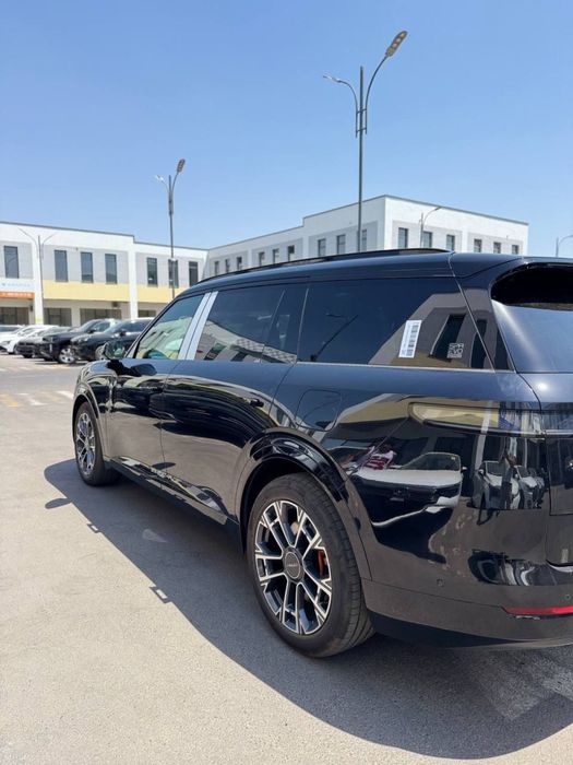Lynk&co 900 гибрид 2025