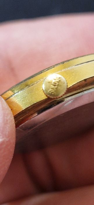 Vand ceas Bulova Longchamp.