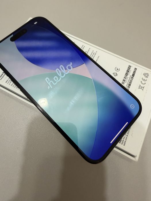 Iphone 15 pro с гаранция