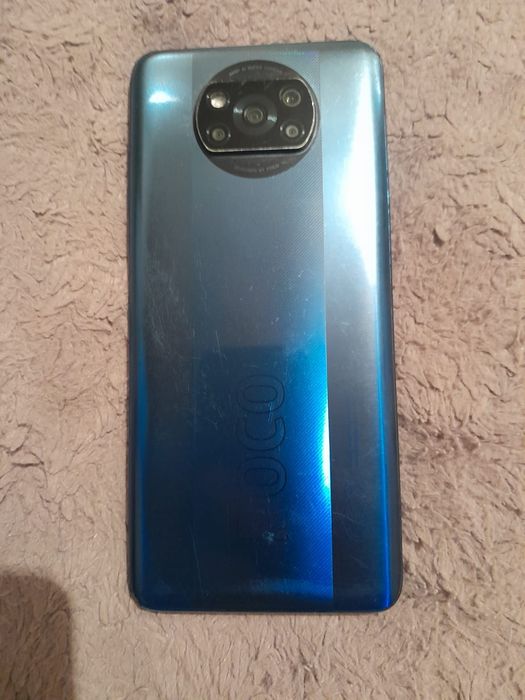 Vând poco X3 nfc