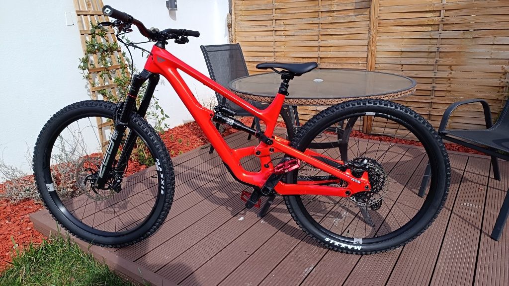 YT Capra Core 3 29'', marimea L