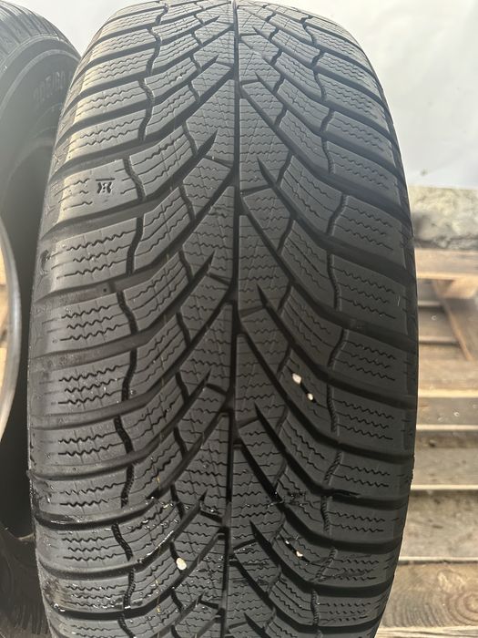 205/60/16 Kumho 2бр дот23