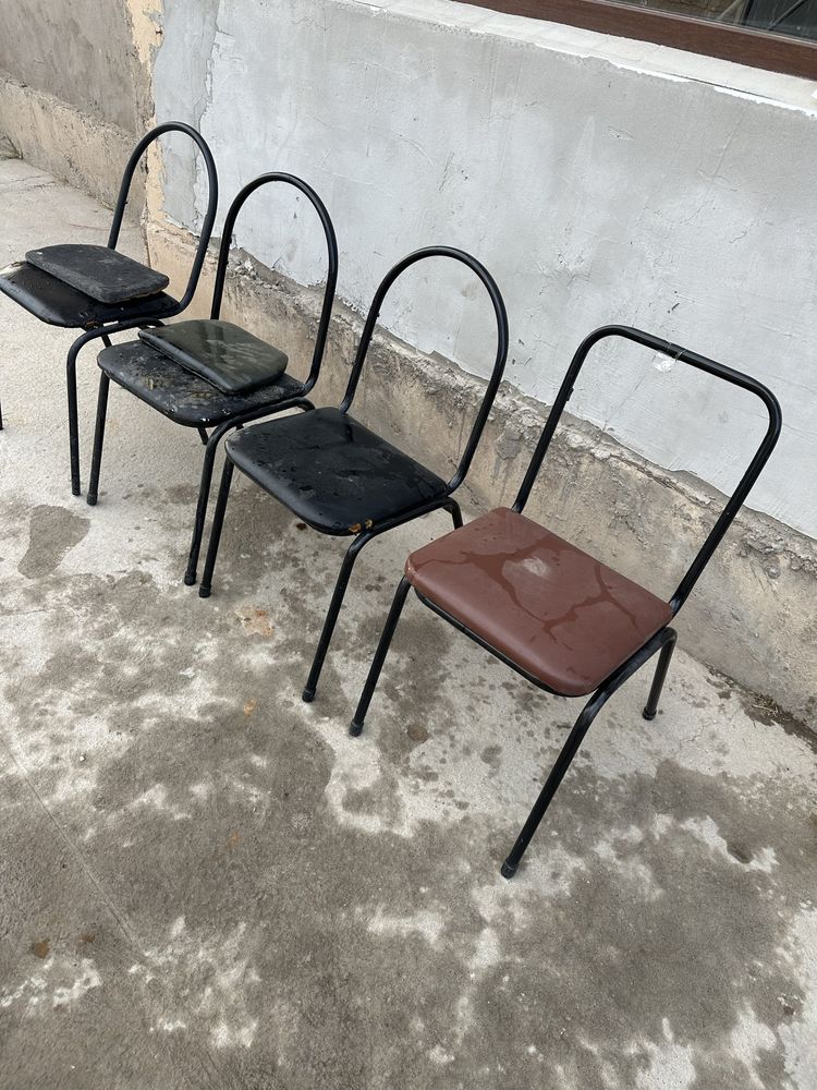 Стулья продается