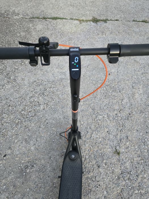 Електрическа тротинетка Segway Ninebot F2 Plus