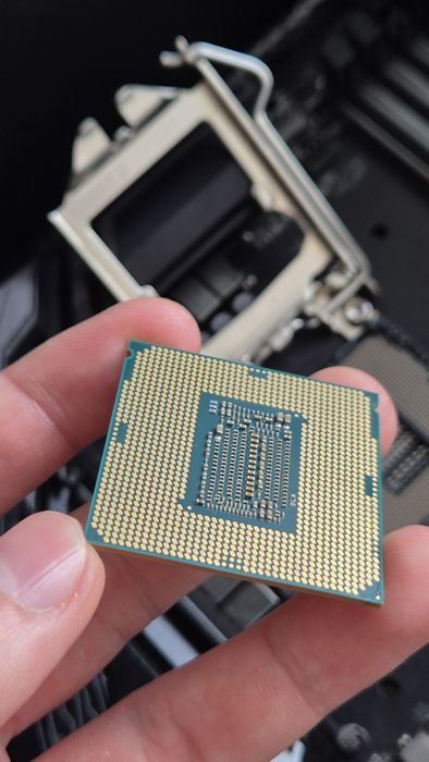 Procesor Intel i9 9900KF