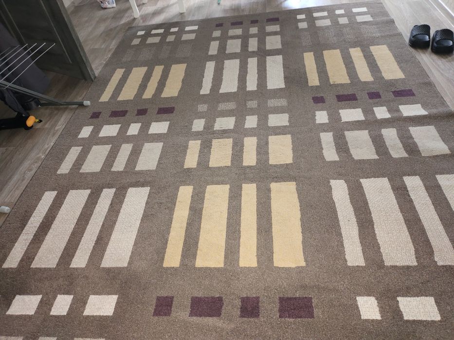 Продам палас в хорошем состоянии