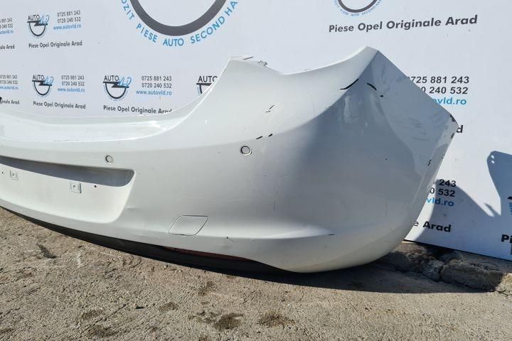 Bara spate spoiler Opel Astra J