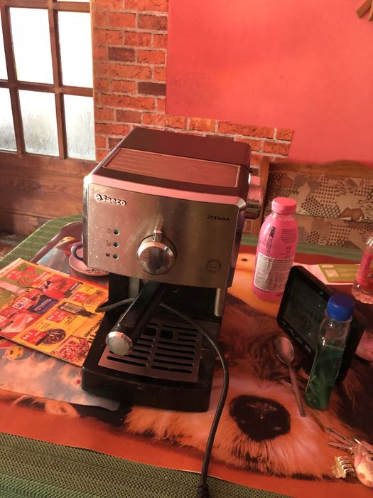 Aparat de cafea.