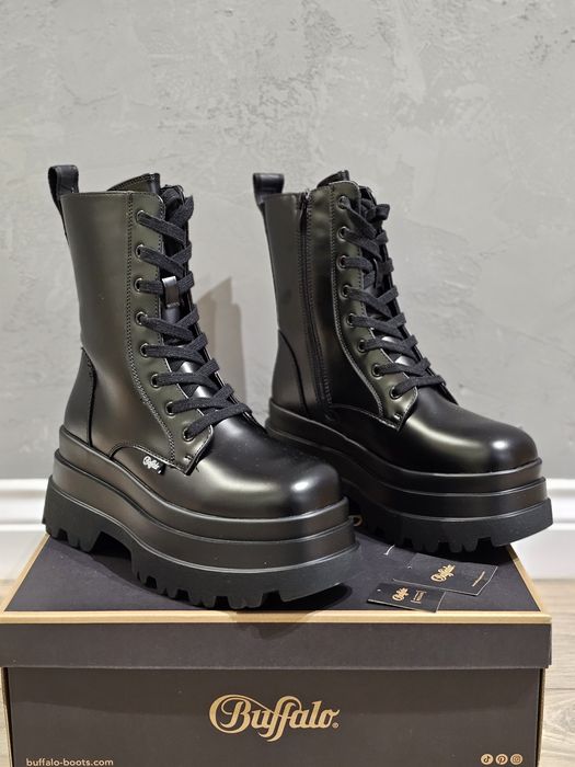 Ghete Buffalo Jupiter Lace UP MID - 38