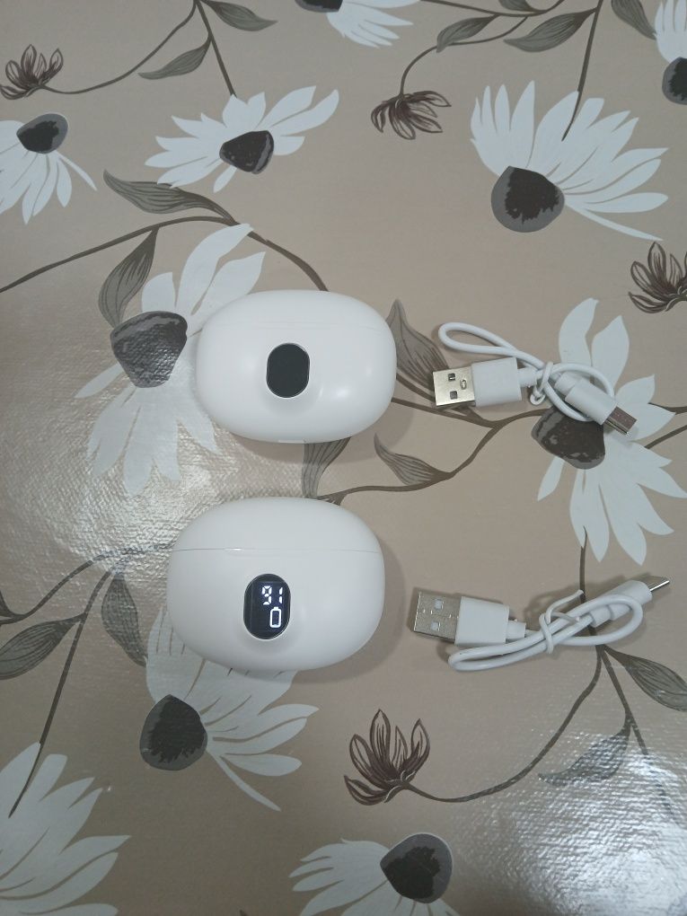 airpod cu încărcător