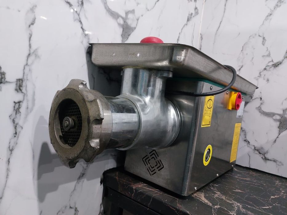 Продается мясорубка