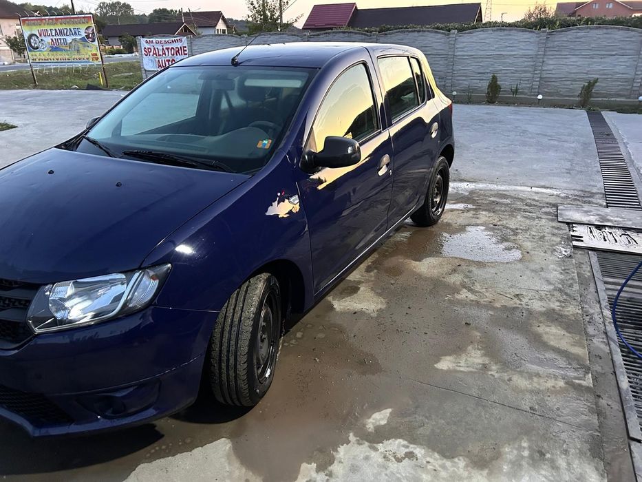 Dacia sandero doi
