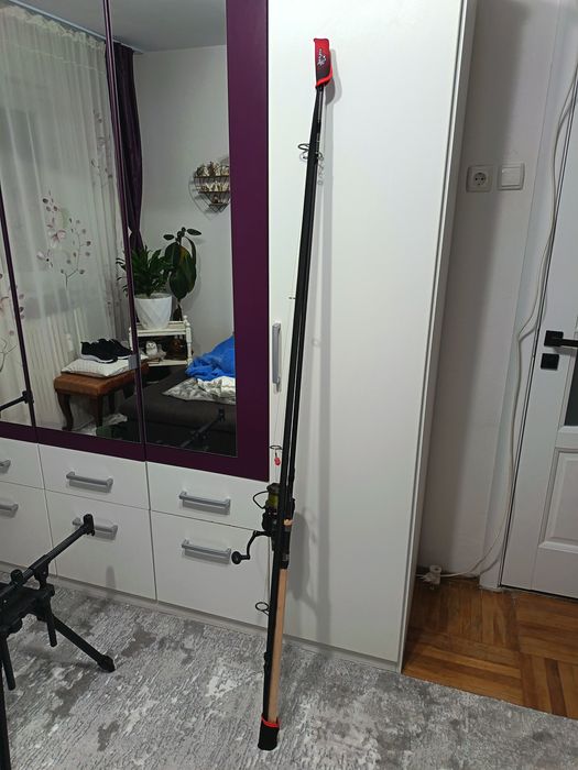 Lanseta JRC Defender Cork, 3.60m, 3.00lbs, 2 buc +Mulineta JRC XTX LC