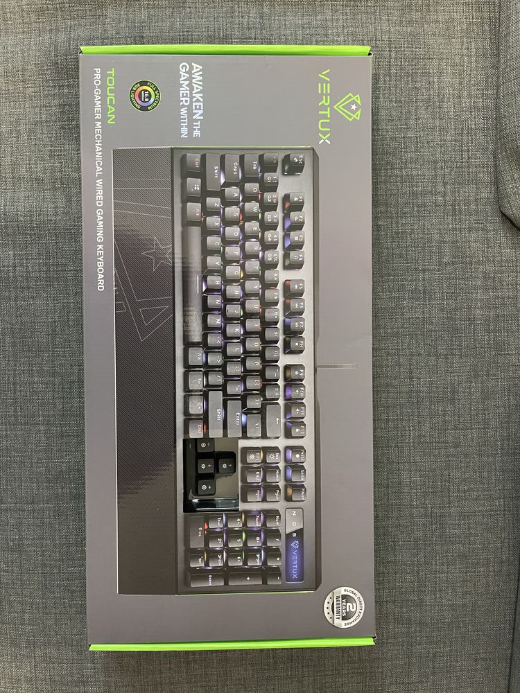 Tastatura mecanica gaming Vertux Toucan Blue Switch Antighosting Pro