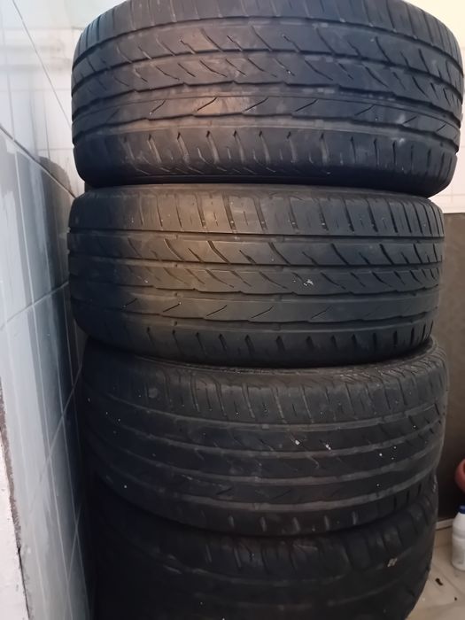 Vând Jante otel Duster2 si anvelope vara