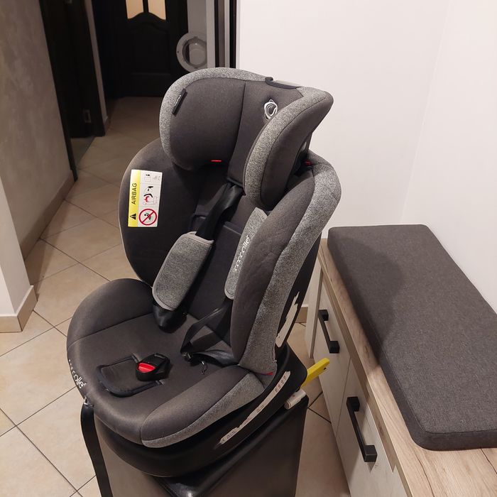 Scaun auto copii cu iso fix