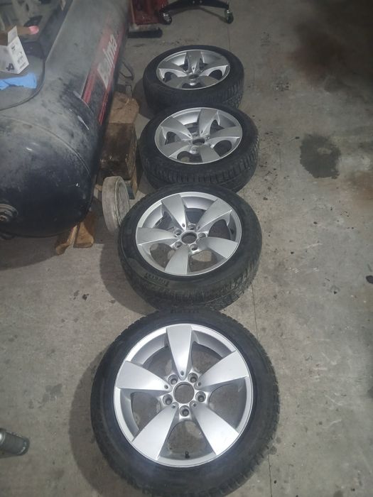 Vând roti de iarna bmw  5x120 r17